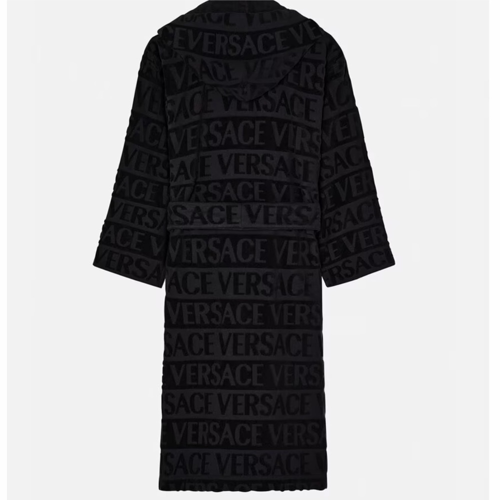 ⏰️Huge Sale: Black Versace Hooded Robe - Large - Picture 2 of 8